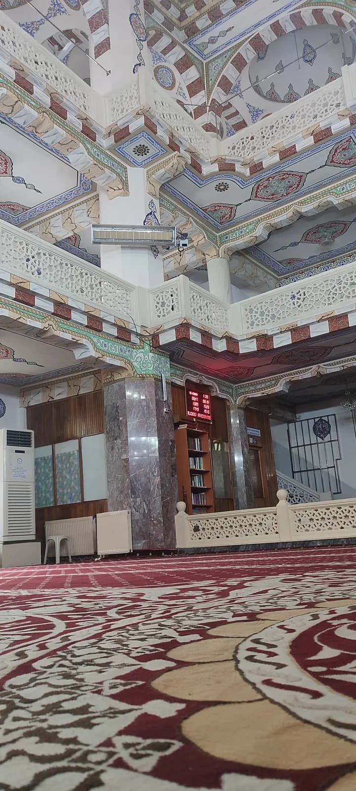Cami — gerçek montaj