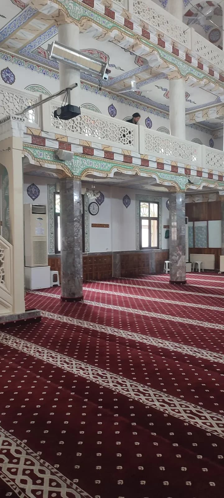 Cami — gerçek montaj